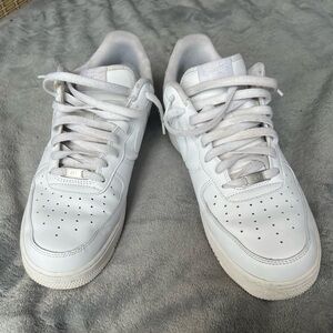 Nike Airforce Ones Men’s 13